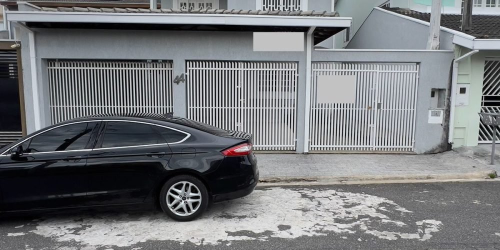 Maravilhoso sobrado 5 dormitórios no Villa Branca