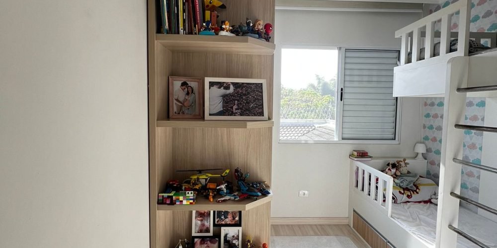 Sofisticado Sobrado à venda no Condomínio Residence Club no Bairro Vila Branca